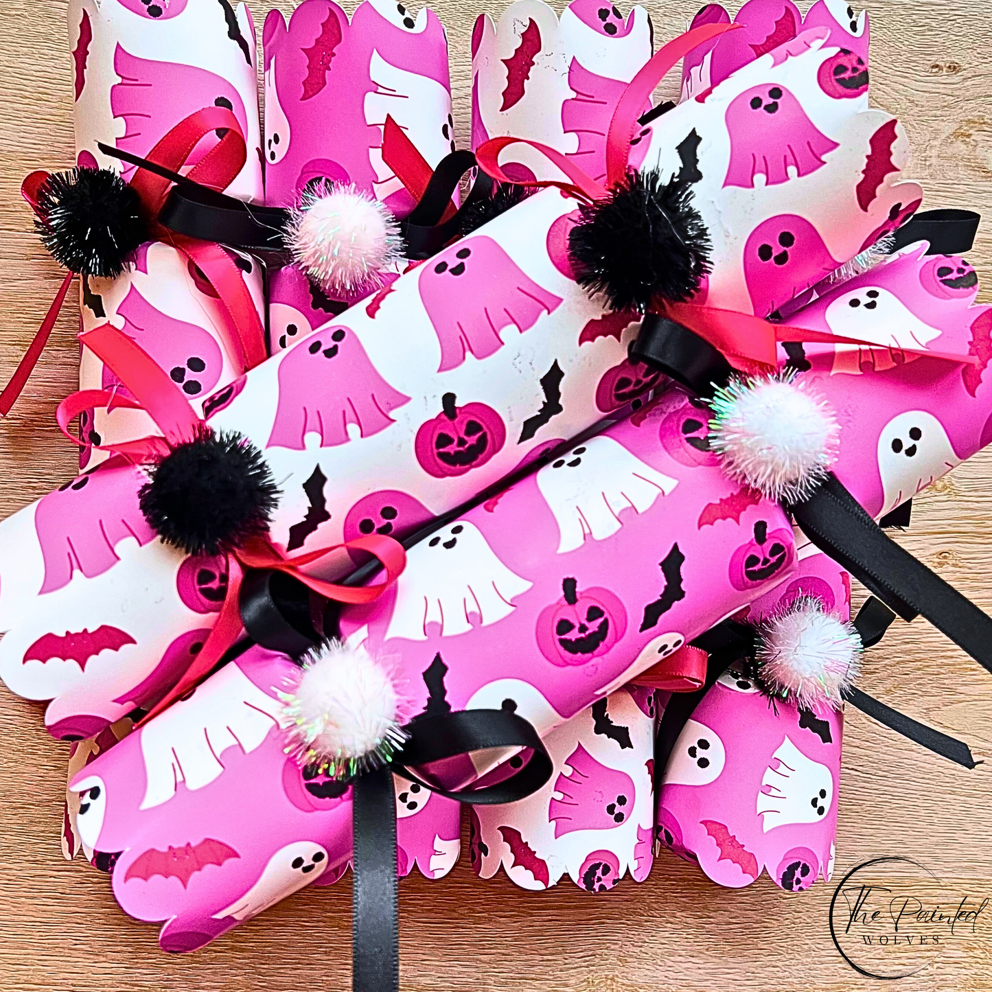 Pink Ghost Halloween Dinner Party Crackers