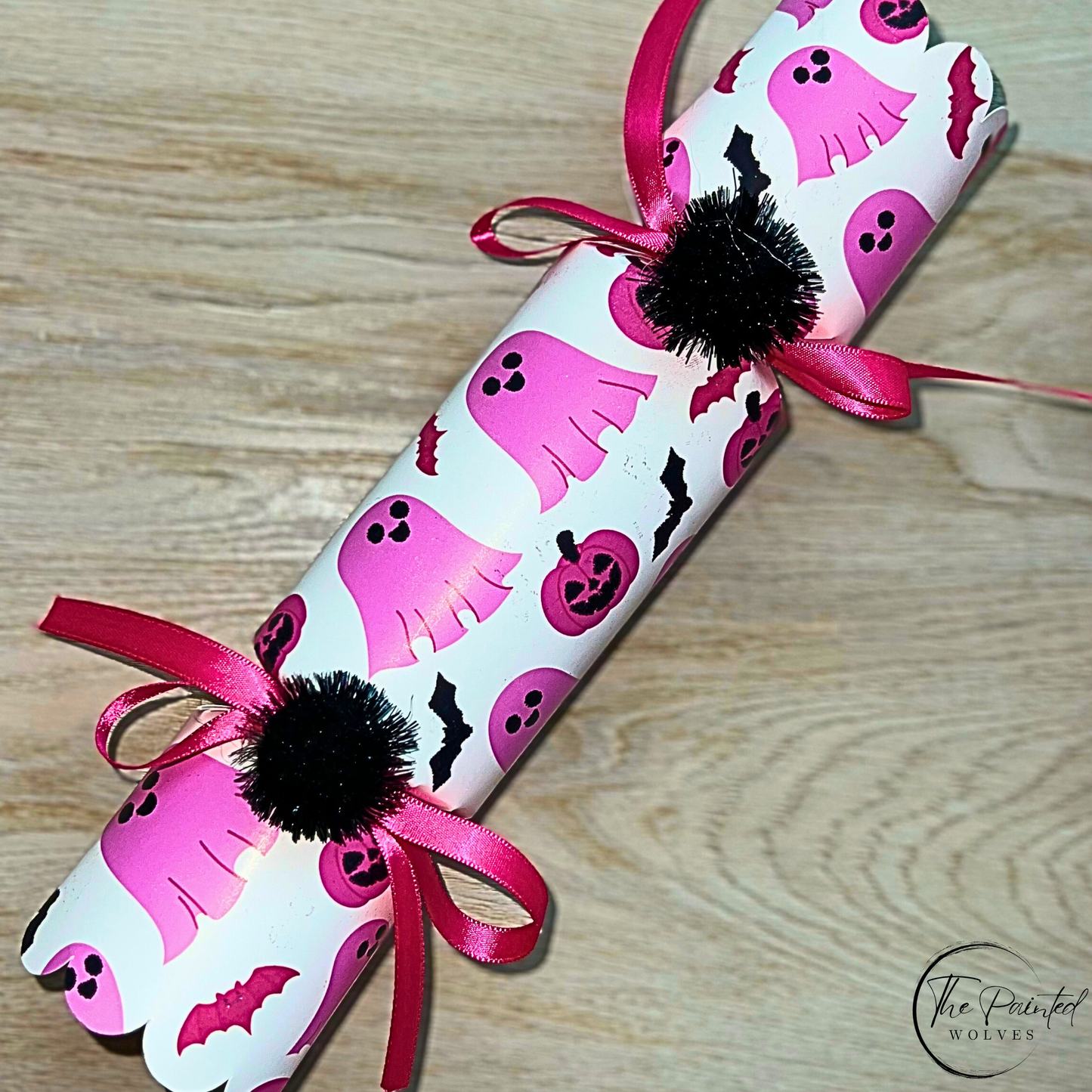 Pink Ghost Halloween Dinner Party Crackers